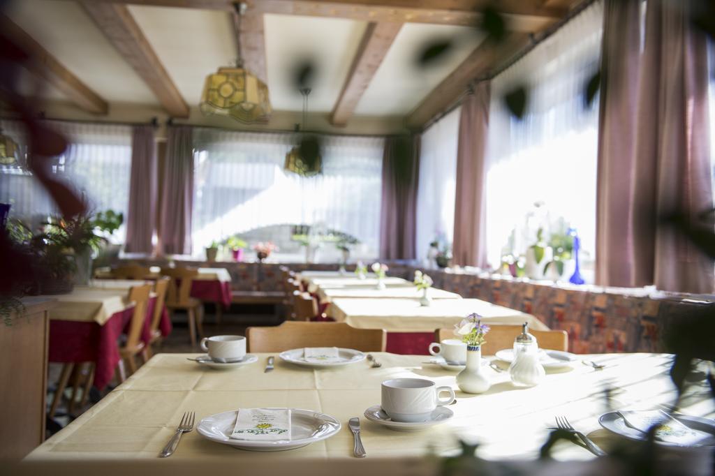 Sonnenberg Hotel Silandro Ngoại thất bức ảnh